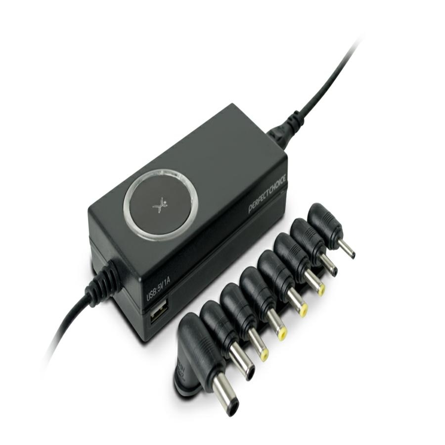 Cargador Universal Inteligente Con Puntas Intercambiables Y Puerto Usb Perfect Choice - Negro — PERFECT CHOICE · SKU AC-4836
